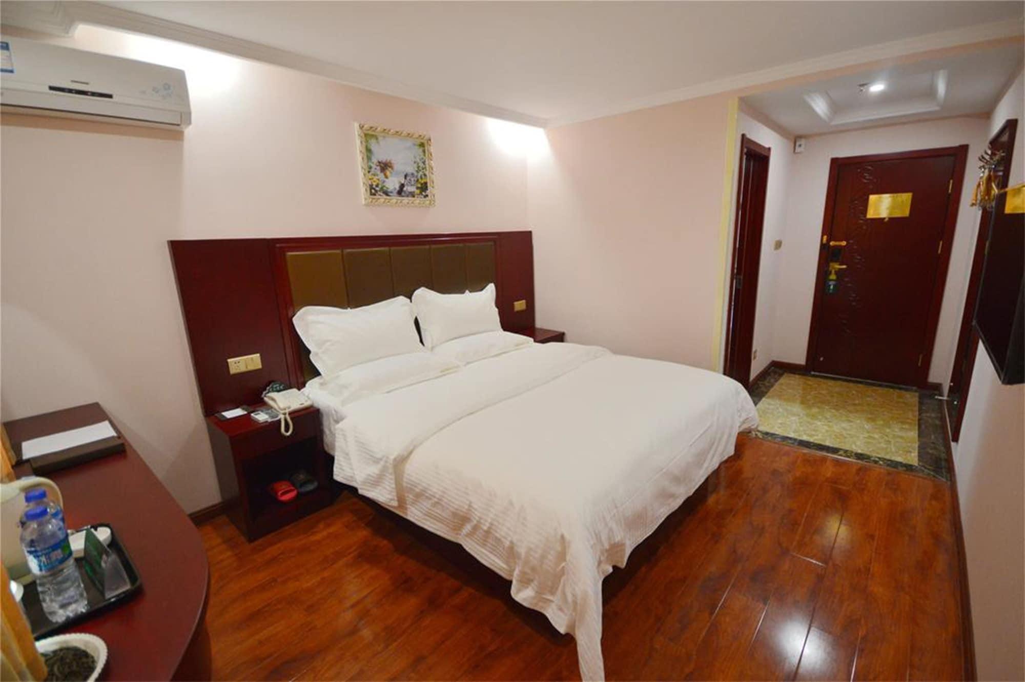 Greentree Inn Guangdong Shantou Changping Road Express Hotel Екстер'єр фото
